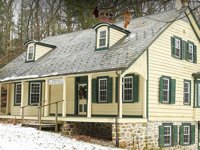 Pennsylvania Longrifle Museum Exterior